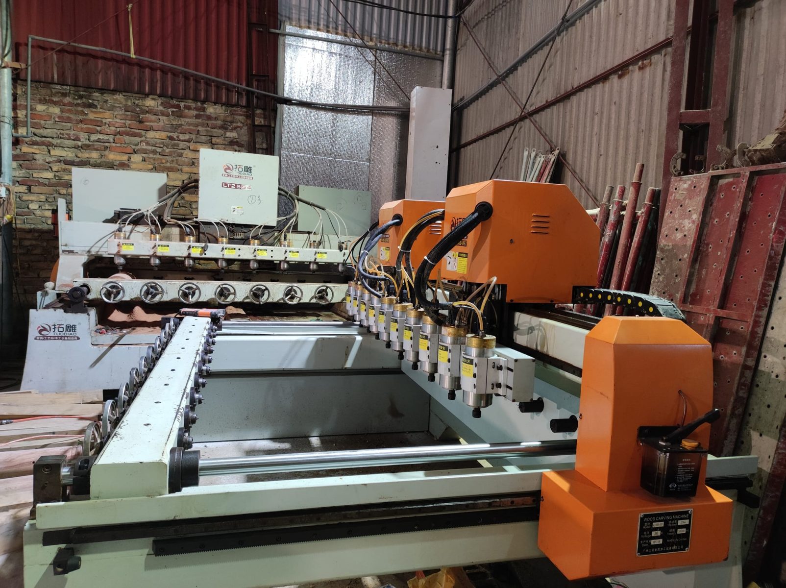 máy đục tượng cnc 10 đầu