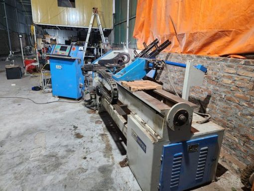 máy tiện cnc 1 đầu cấp phôi tự động