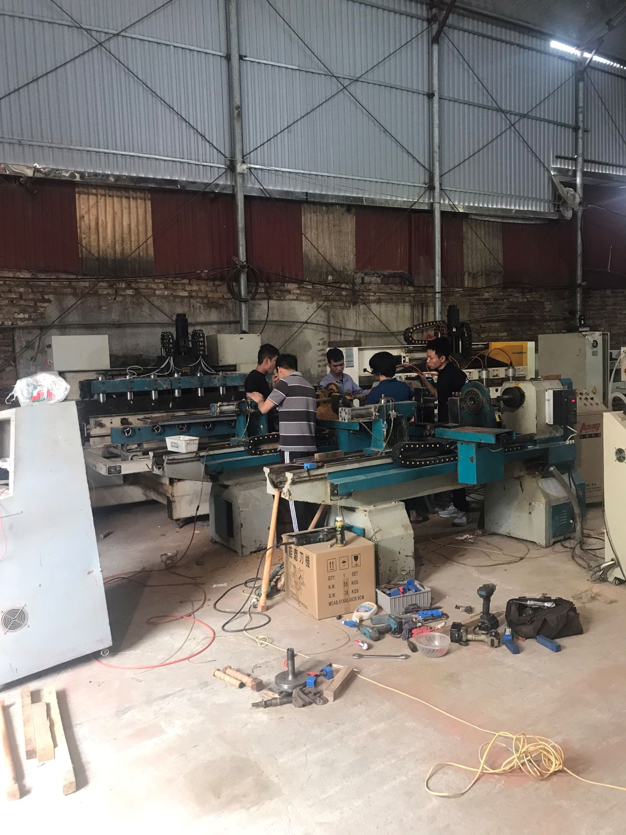 Máy tiện gỗ CNC bàn giao khách hàng Quảng Ninh 12t03