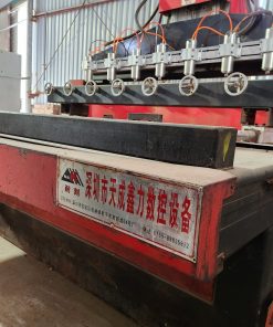 Máy CNC khắc tượng gỗ 8 đầu Naik