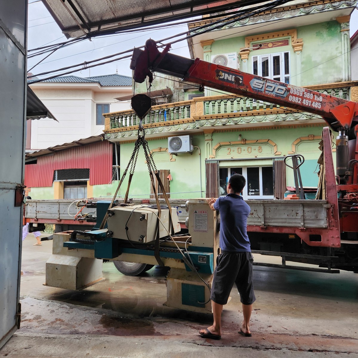 Bàn giao máy CNC tượng gỗ và máy tiện gỗ khách hàng Tuyên Quang và Yên Bái