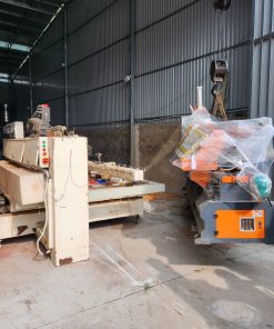 Máy tiện CNC đa năng